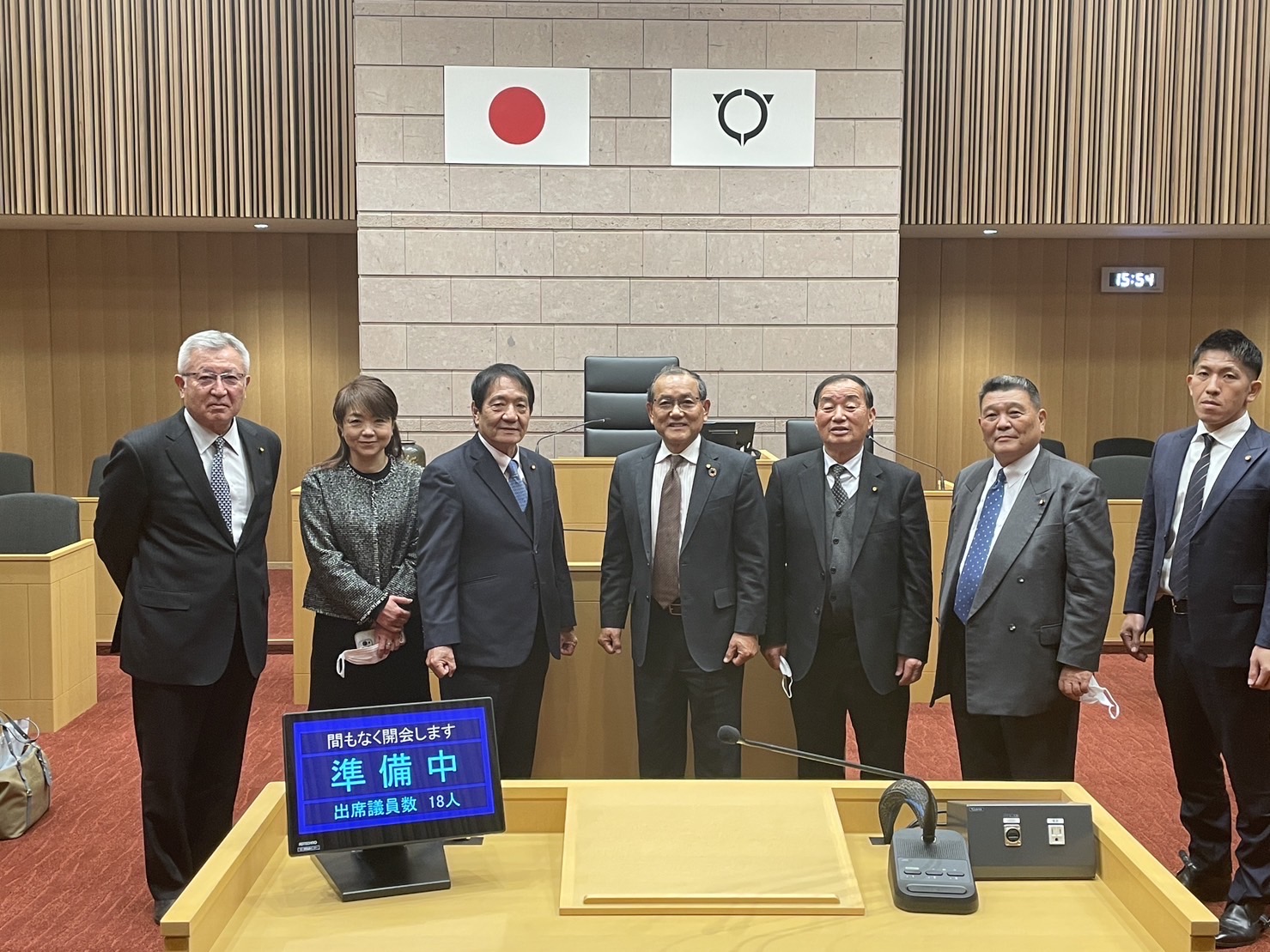 議場で皆さんと